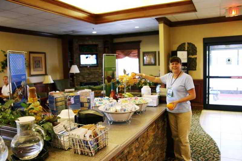 Hampton Inn Raleigh/Durham Airport Morrisville Bagian luar foto